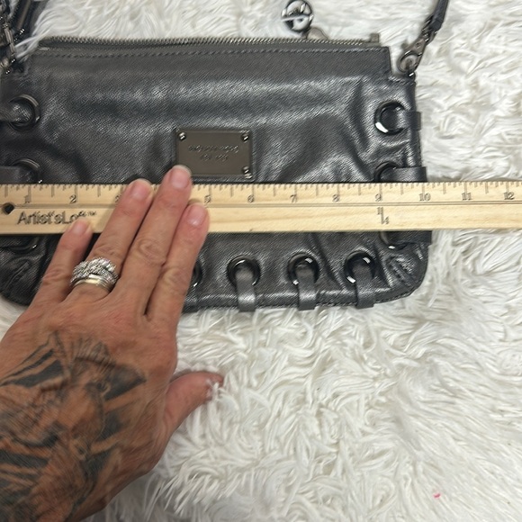 Micheal Kors Grey Metallic Wristlet- Bag - Picture 9 of 10
